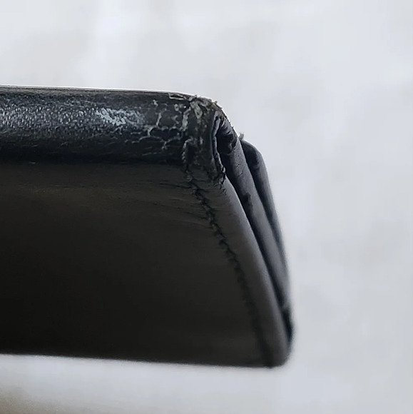 Gucci Marmont Black Leather Key Holder - Picture 12 of 12